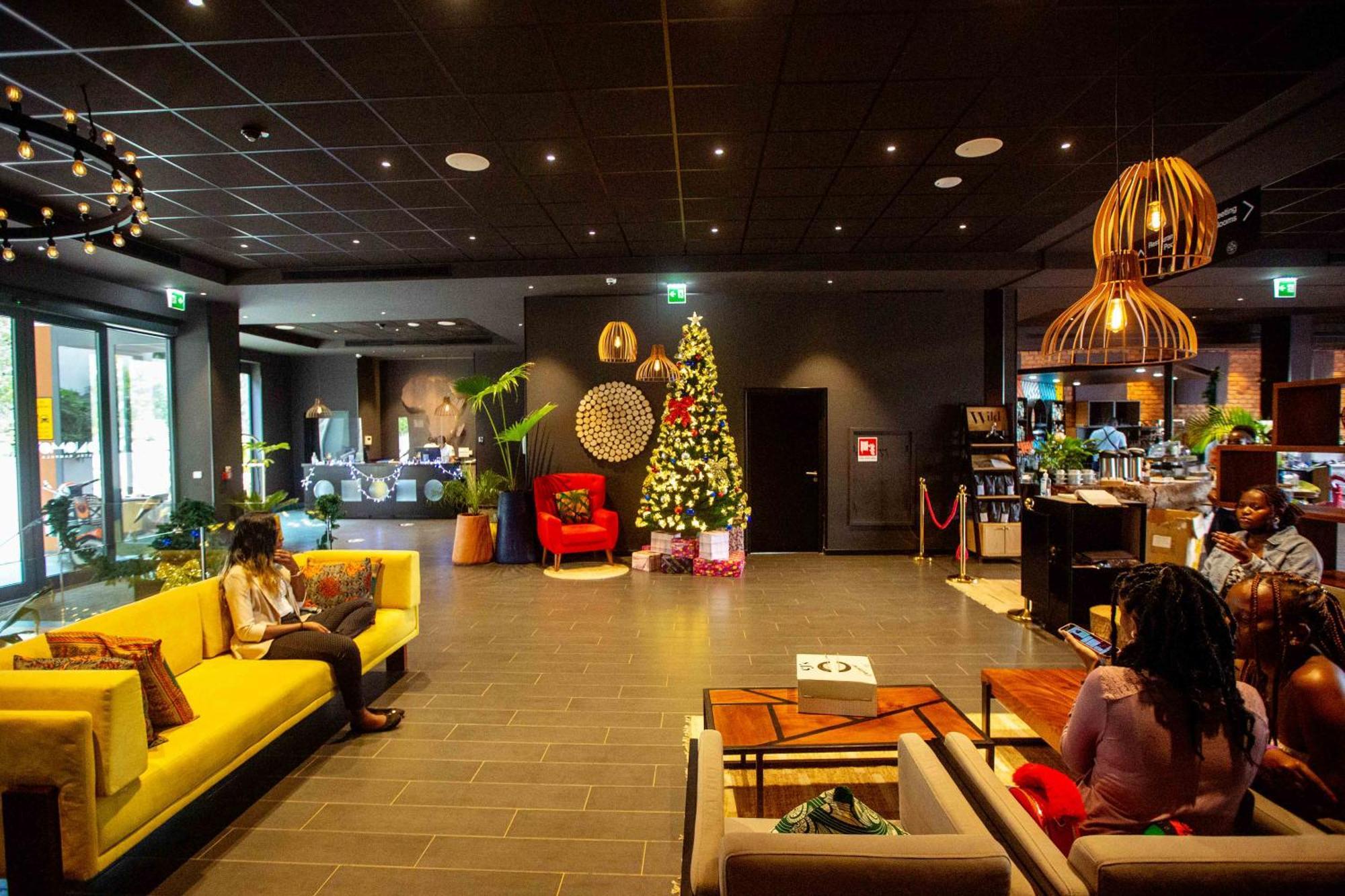 Onomo Hotel Kampala Luaran gambar