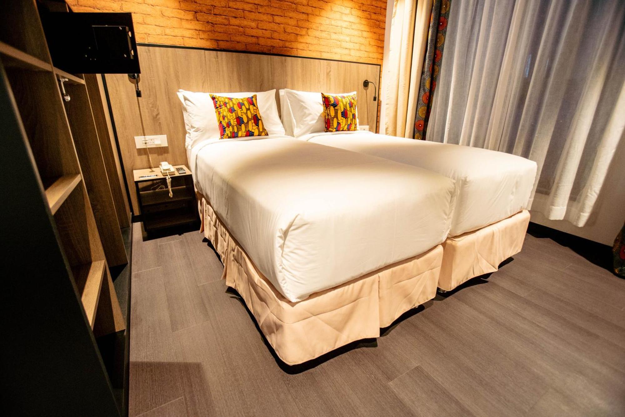 Onomo Hotel Kampala Luaran gambar