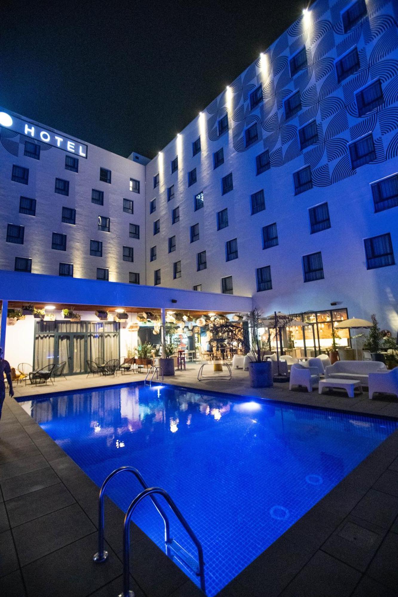 Onomo Hotel Kampala Luaran gambar